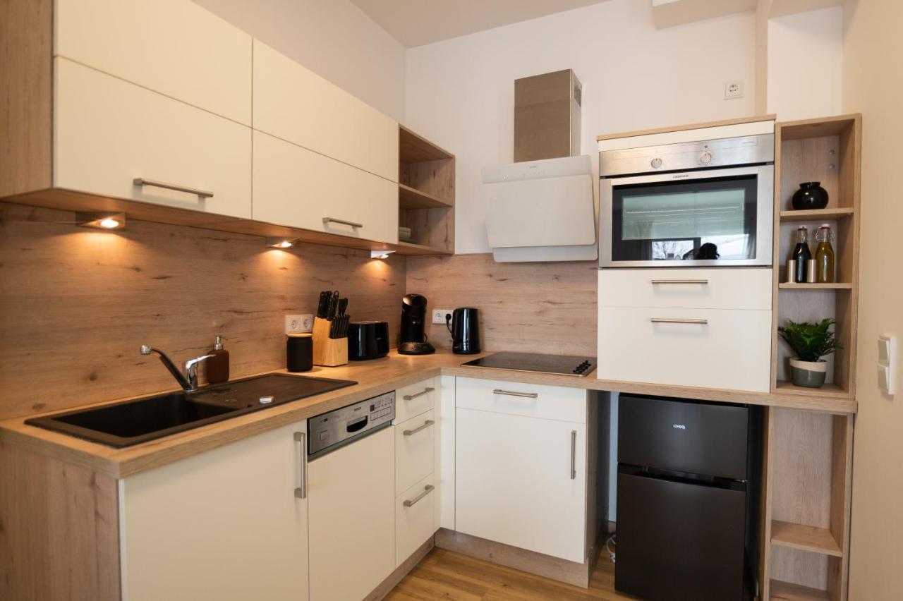 Dwellstay - Modernes Apartment I 55Qm I 2 Zimmer I Kueche I Bad I Terrasse I Tv I Wlan Bad Hersfeld Exteriér fotografie