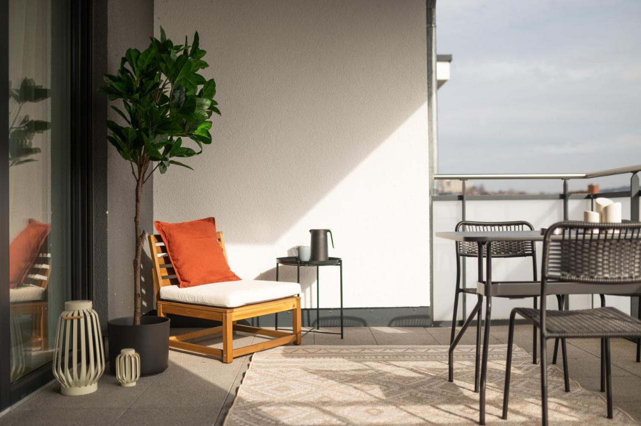 Dwellstay - Modernes Apartment I 55Qm I 2 Zimmer I Kueche I Bad I Terrasse I Tv I Wlan Bad Hersfeld Exteriér fotografie